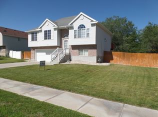 1477 N 950 W, Clinton, UT 84015