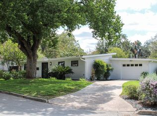 800 Morningside Dr, Terrell Hills, TX 78209