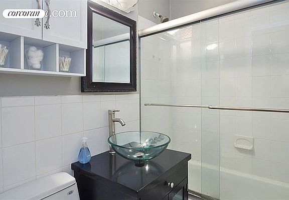5th image of 160 E 91st St APT 5P