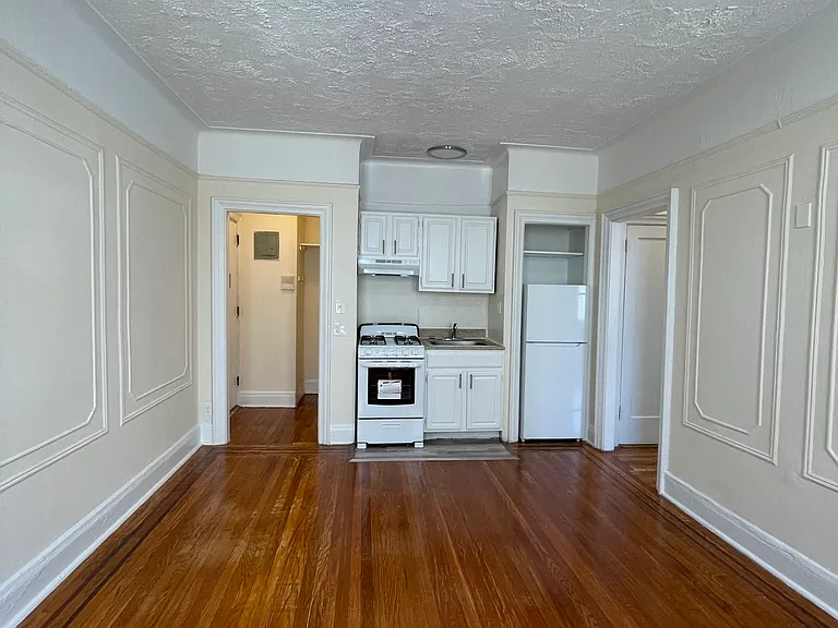 47-56 45th St #11D — Photo 2