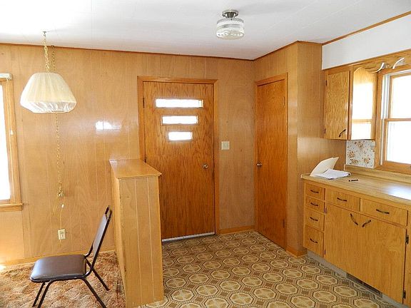 5th image of 1021 Holub St