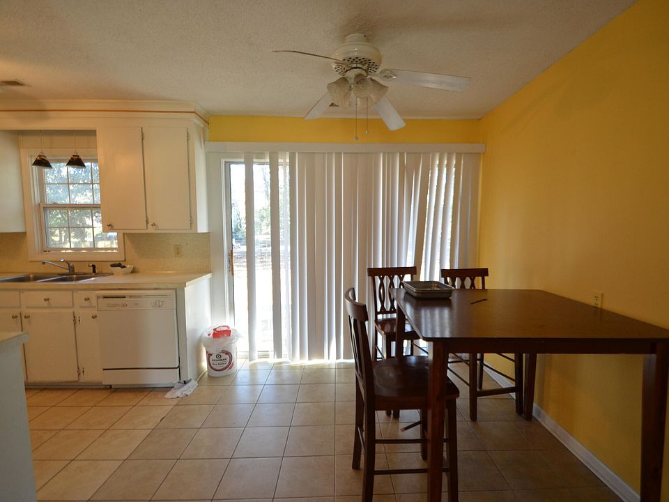 2nd image of 1340 Ashley Hall Rd