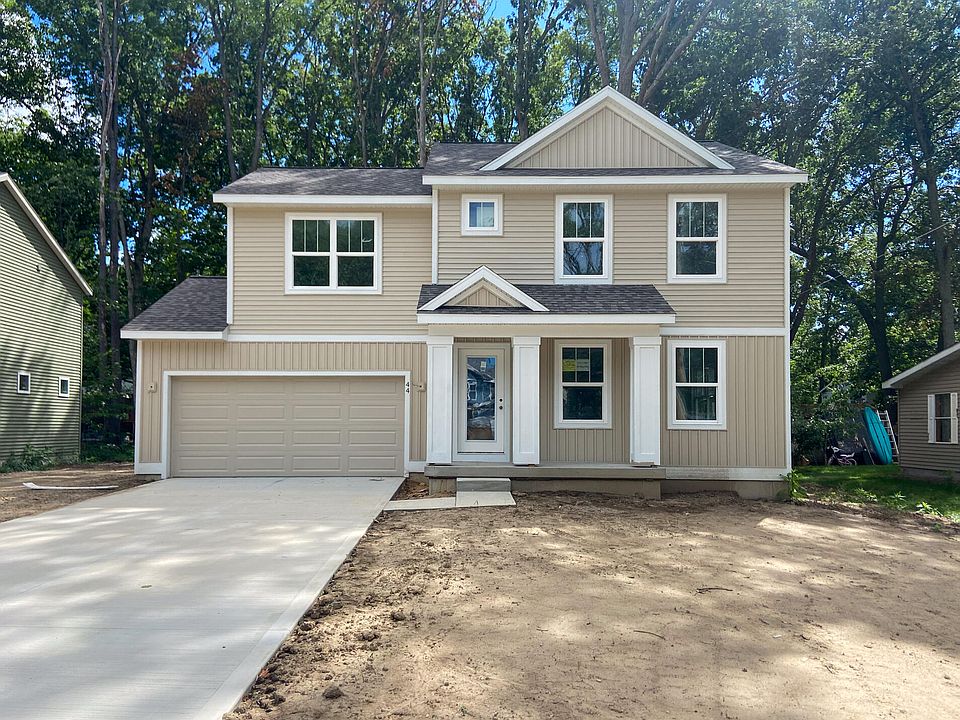 1st image of 44 Manley Ave