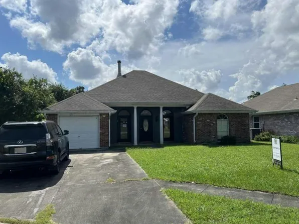1521 Verna St, Houma, LA 70364