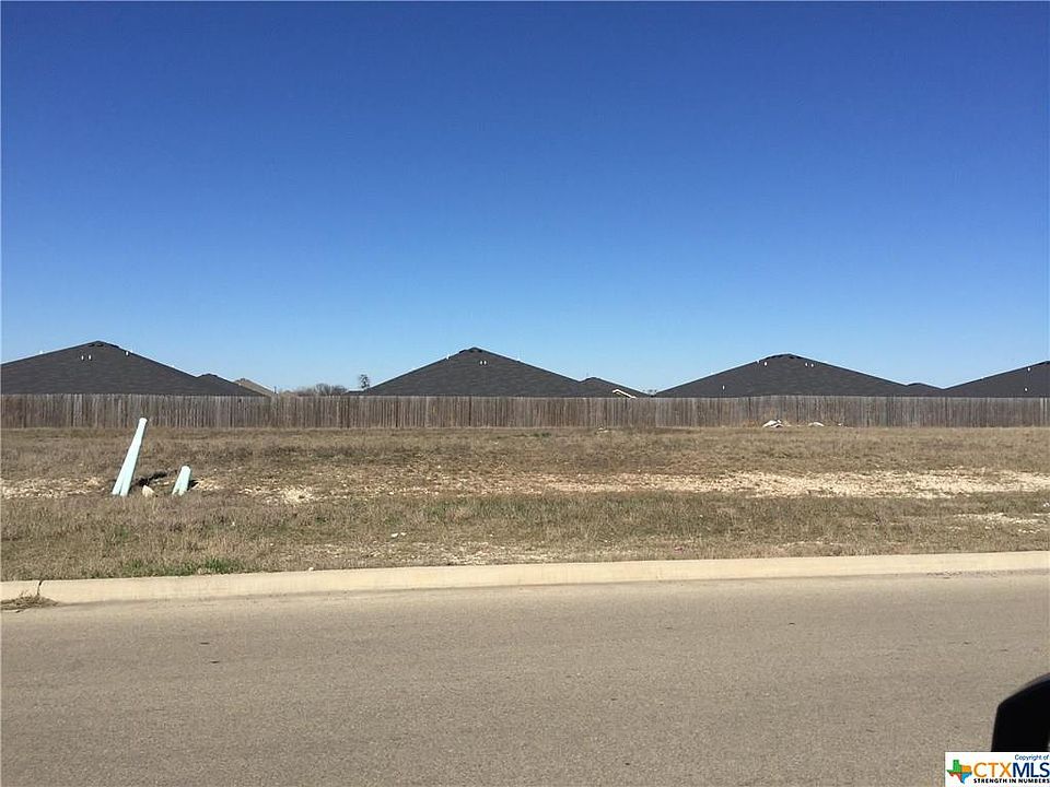 1st image of 1302 Vanguard Ln