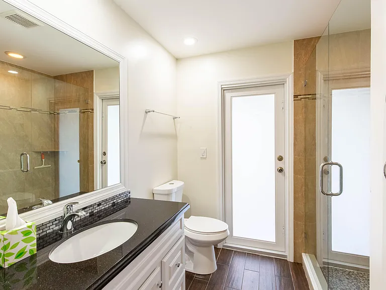 1741 Grantham Dr — Photo 21