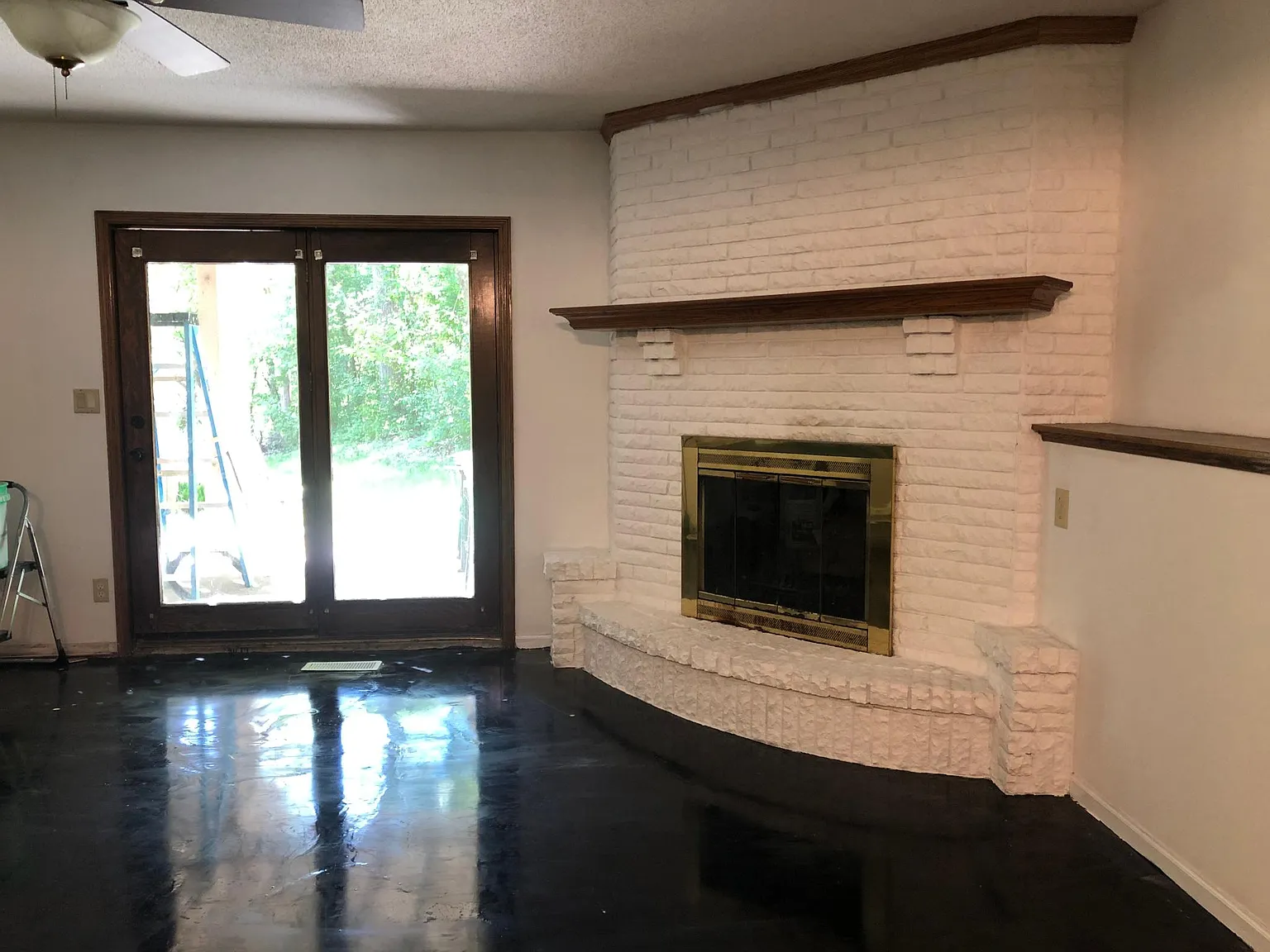 2209 Wildwood Ct — Photo 3
