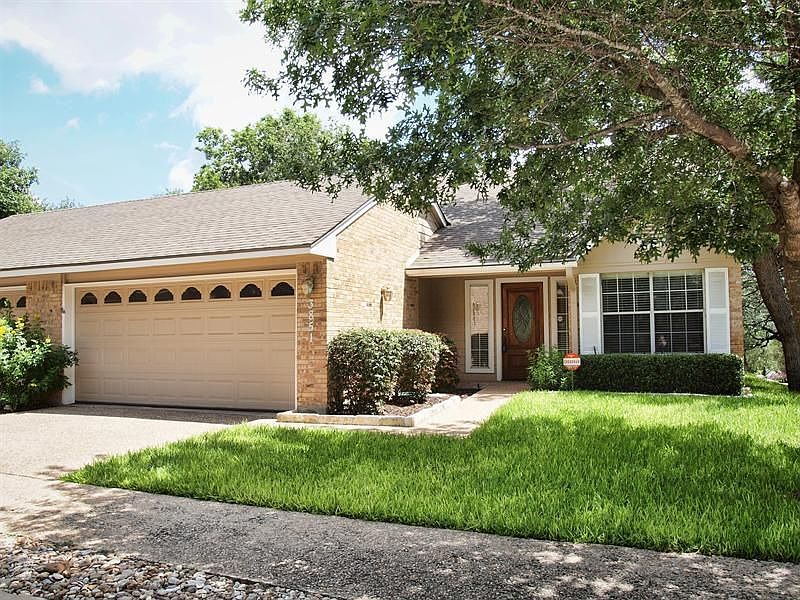1st image of 3851 Williamsburg Cir