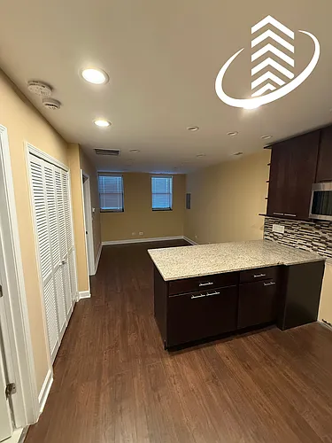 1425 N Bosworth Ave #BR Photo 1 1425 N Bosworth Ave #BR Photo 1