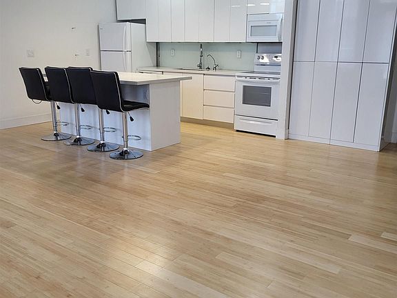 3rd image of 151 Ritchie St #211