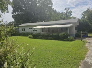 17 Donnan Rd, Taylors, SC 29687