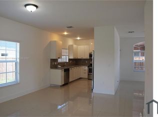 15520 SW 11th Ter, Miami, FL 33194