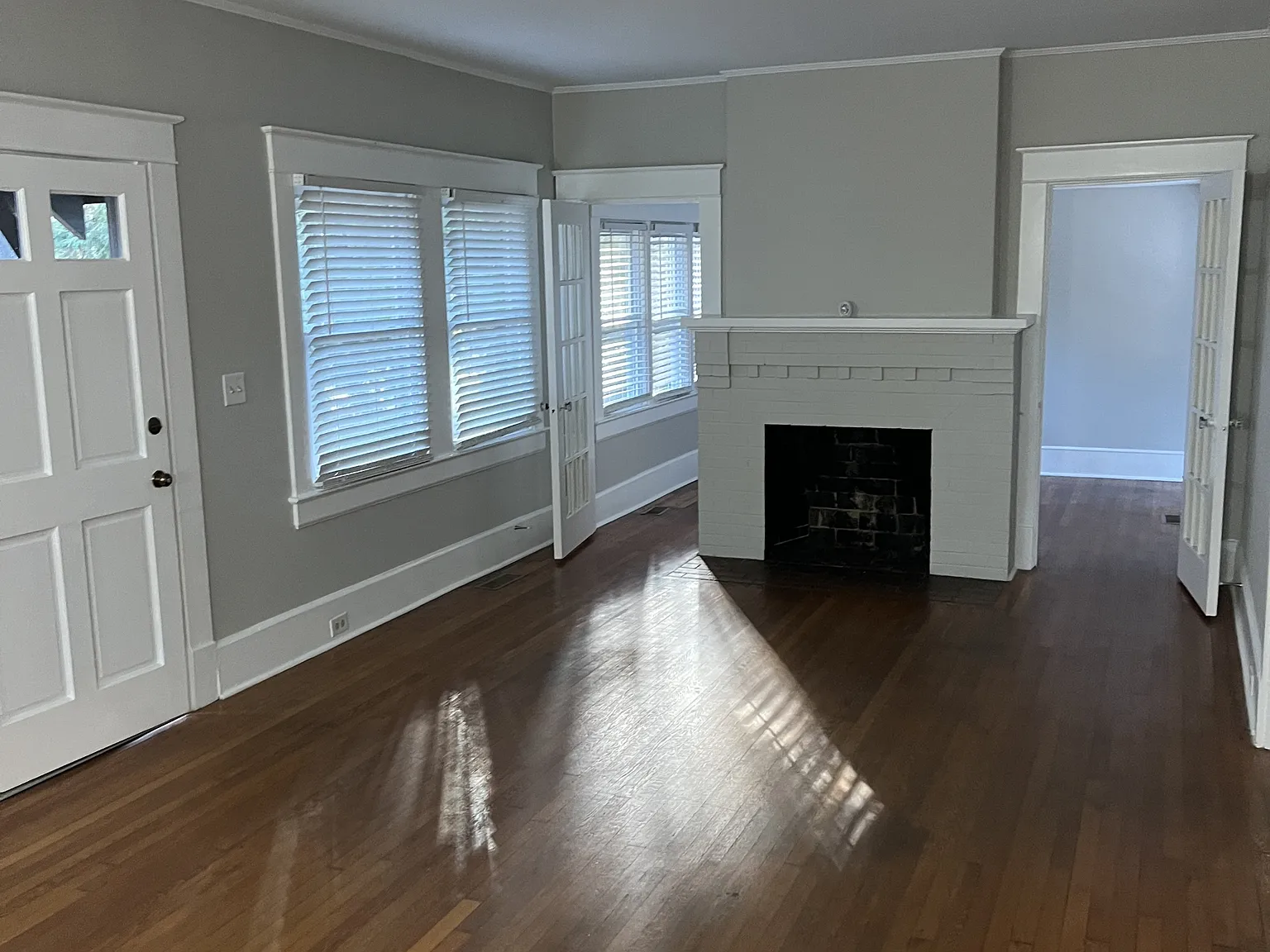 Greyridge Apartments - 350 — Photo 2