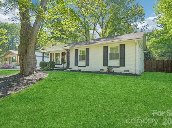 3000 Dunlavin Way, Charlotte, NC 28205