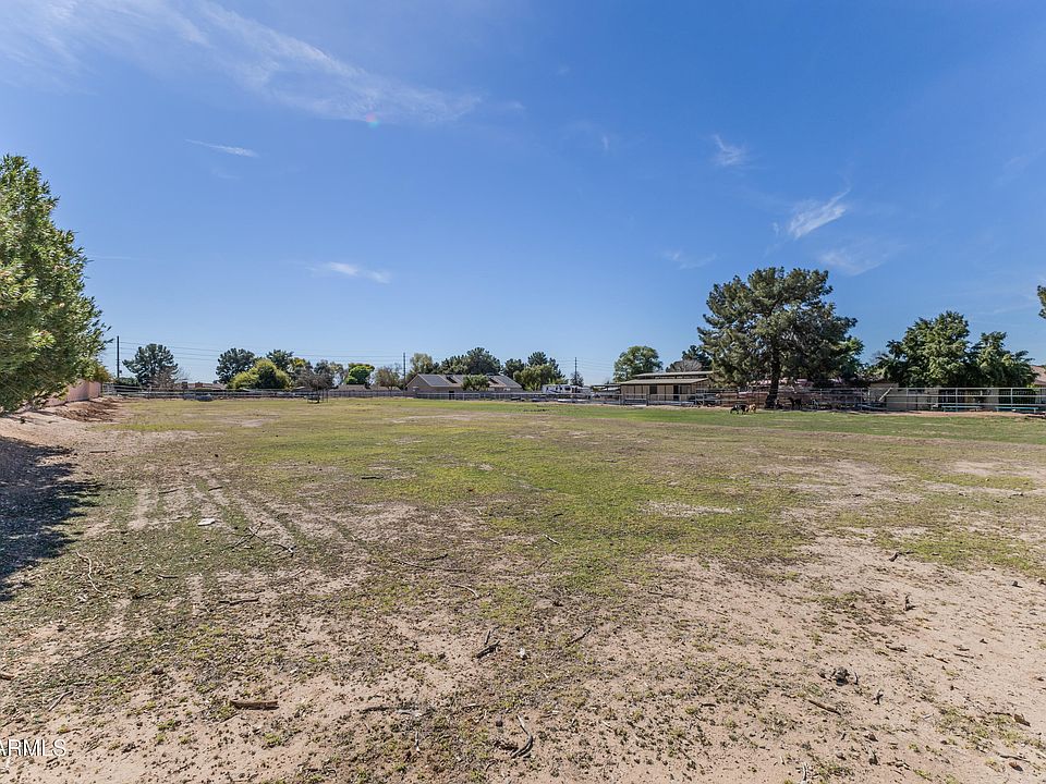 1st image of 16401 W Magnolia Street #168