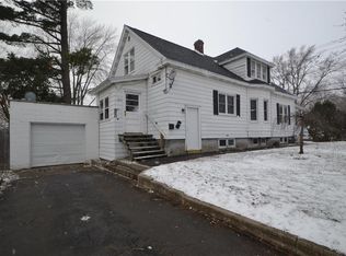 206 E Molloy Rd, Syracuse, NY 13211