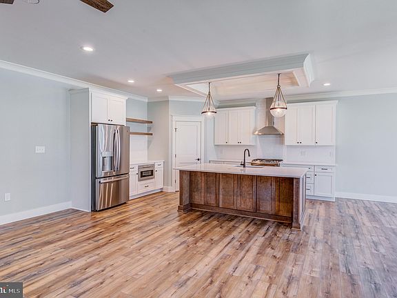 4th image of 34715 Port Ct