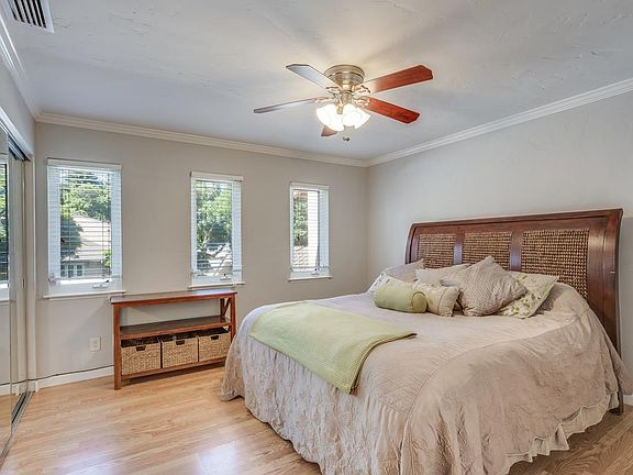 5th image of 1524 Pine Glen Ct