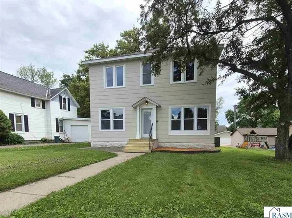 213 Summit St SW, Sleepy Eye, MN 56085