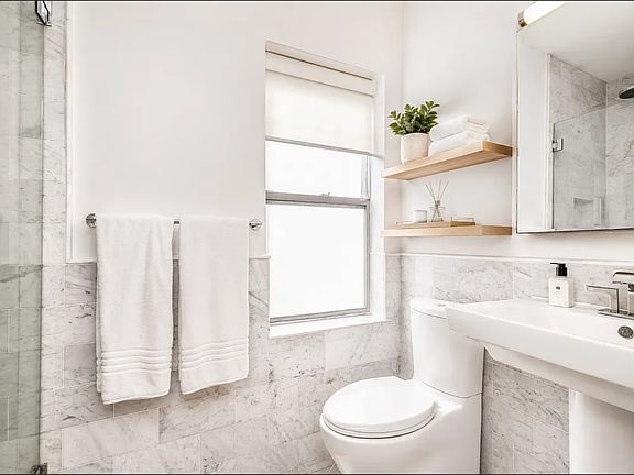 5th image of 22 Spring St APT 2
