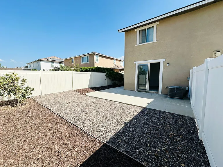 26338 Valencia Way — Photo 21