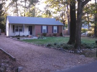 1432 Boroughbridge Rd, Richmond, VA 23225