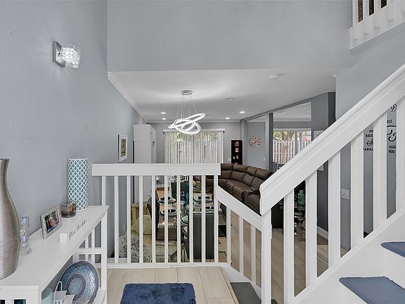 5th image of 5861 Eagle Cay Lane