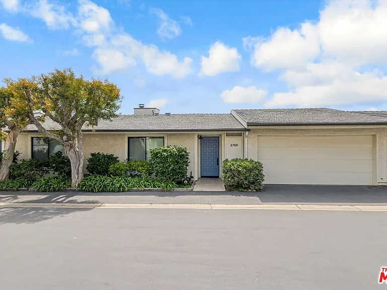 6789 Shearwater Ln — Photo 16