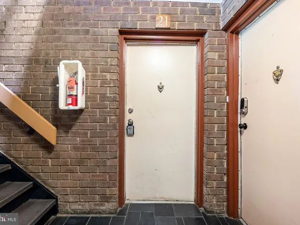 8721 Hayshed Ln Unit 21, Columbia, MD 21045