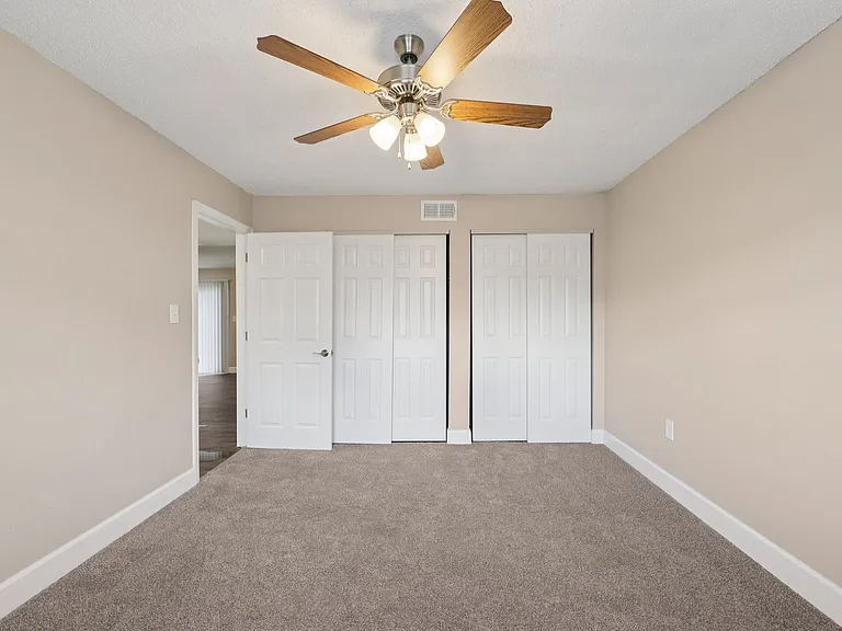 The Park at Chesterfield Apartment Homes — Photo 23