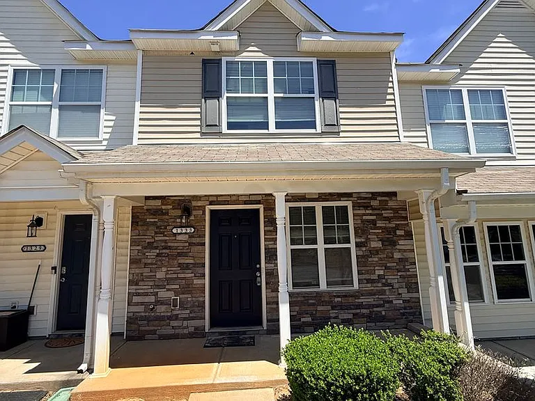 1333 Killashee Ct — Photo 1