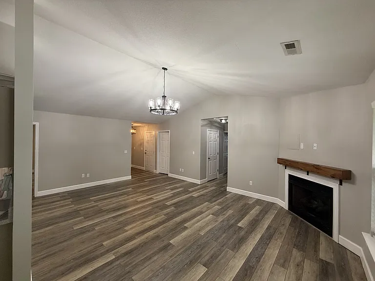 502 Pleasant Green Dr — Photo 56