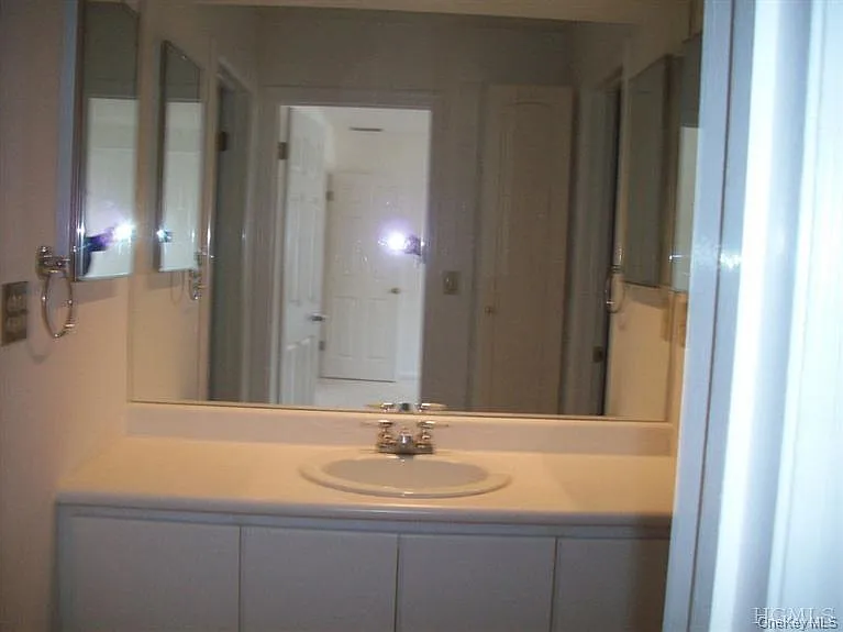517 Half Moon Bay Dr — Photo 23