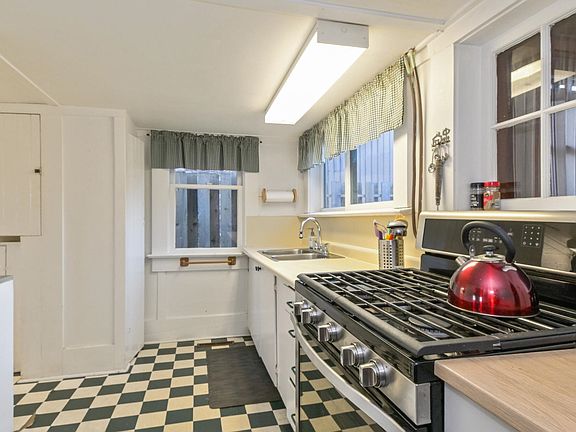 5th image of 3042 Ohara Ln