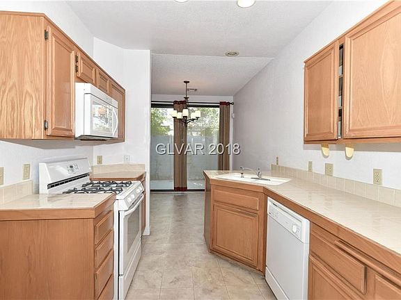 2nd image of 3208 Brahms Dr