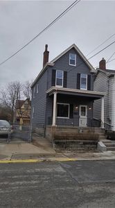 816 Boggs Ave, Pittsburgh, PA, 15211