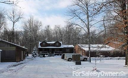 Wide View of Property
						:
						Privacy and Profession in one location. Home, Office and workshop in one locale.