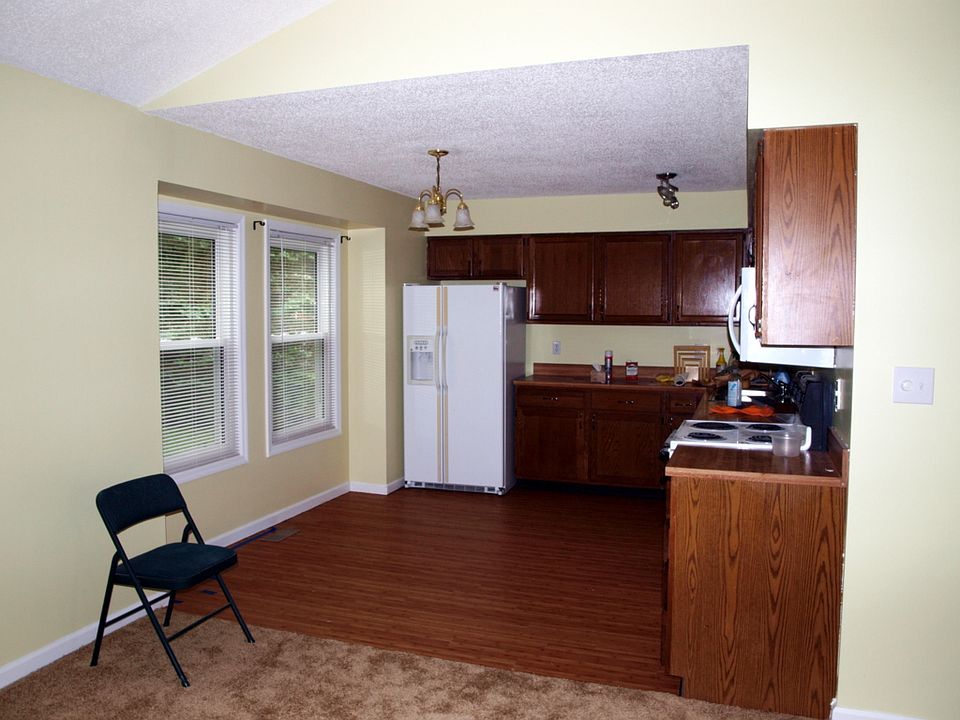 1st image of 543 Cumberland Ave