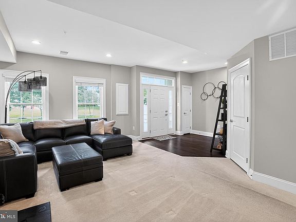 3rd image of 519 S Atwater Dr