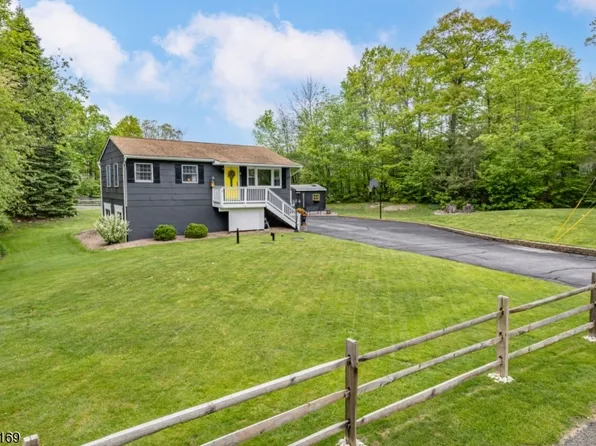 5 Emerald Dr, Vernon Twp., NJ 07422