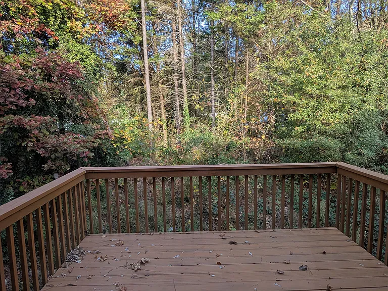 6051 Grovegate Ln — Photo 16
