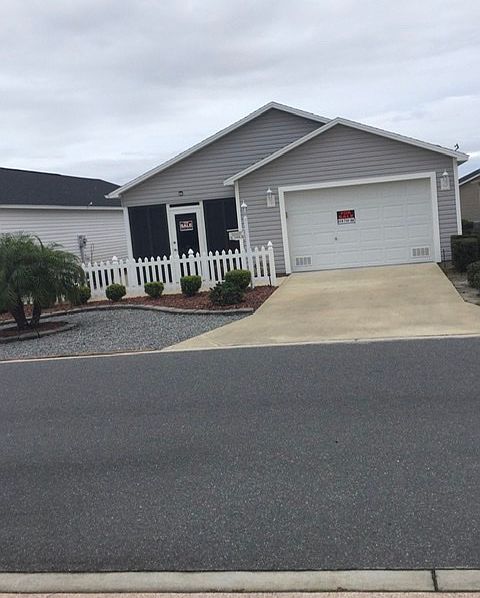 1st image of 3389 Alwyne Ave