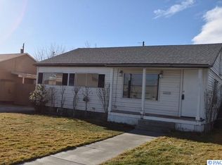 713 Thayer Dr, Richland, WA 99352