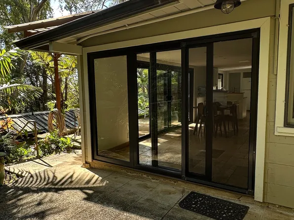 3657 Tantalus Dr, Honolulu, HI 96822
