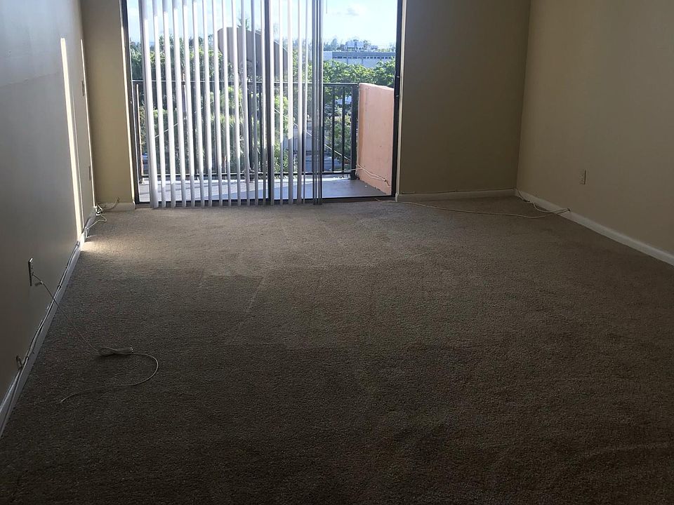 1st image of 2075 NE 164th St APT 510
