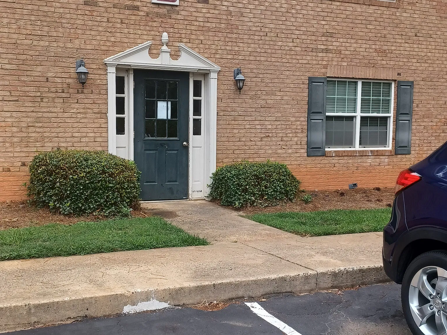 1 bed, 700 sqft, $995 — Photo 1