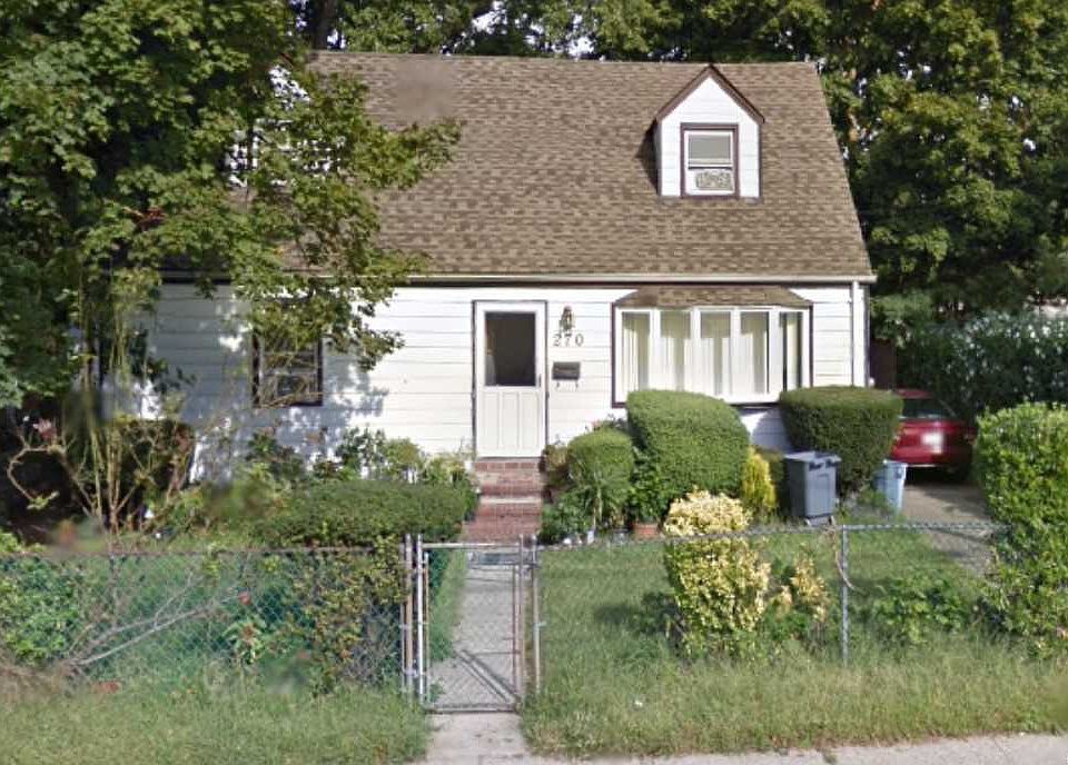 1st image of 270 Brook St