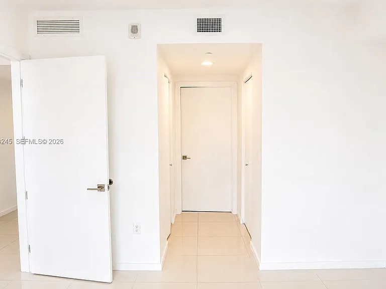 5300 Paseo Dr #1701 — Photo 13