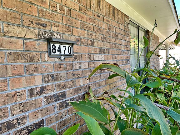 2nd image of 8470 Parkdale Dr