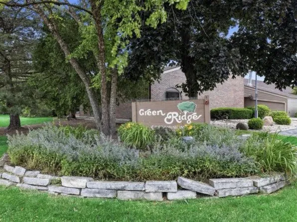 5701 Cambridge CIRCLE #5, Mount Pleasant, WI 53406